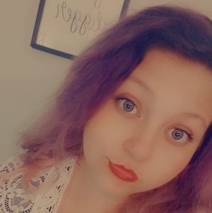 Meet your Posher, Alysia